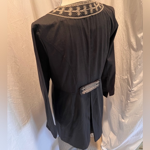 CAbi coat - Picture 4 of 12